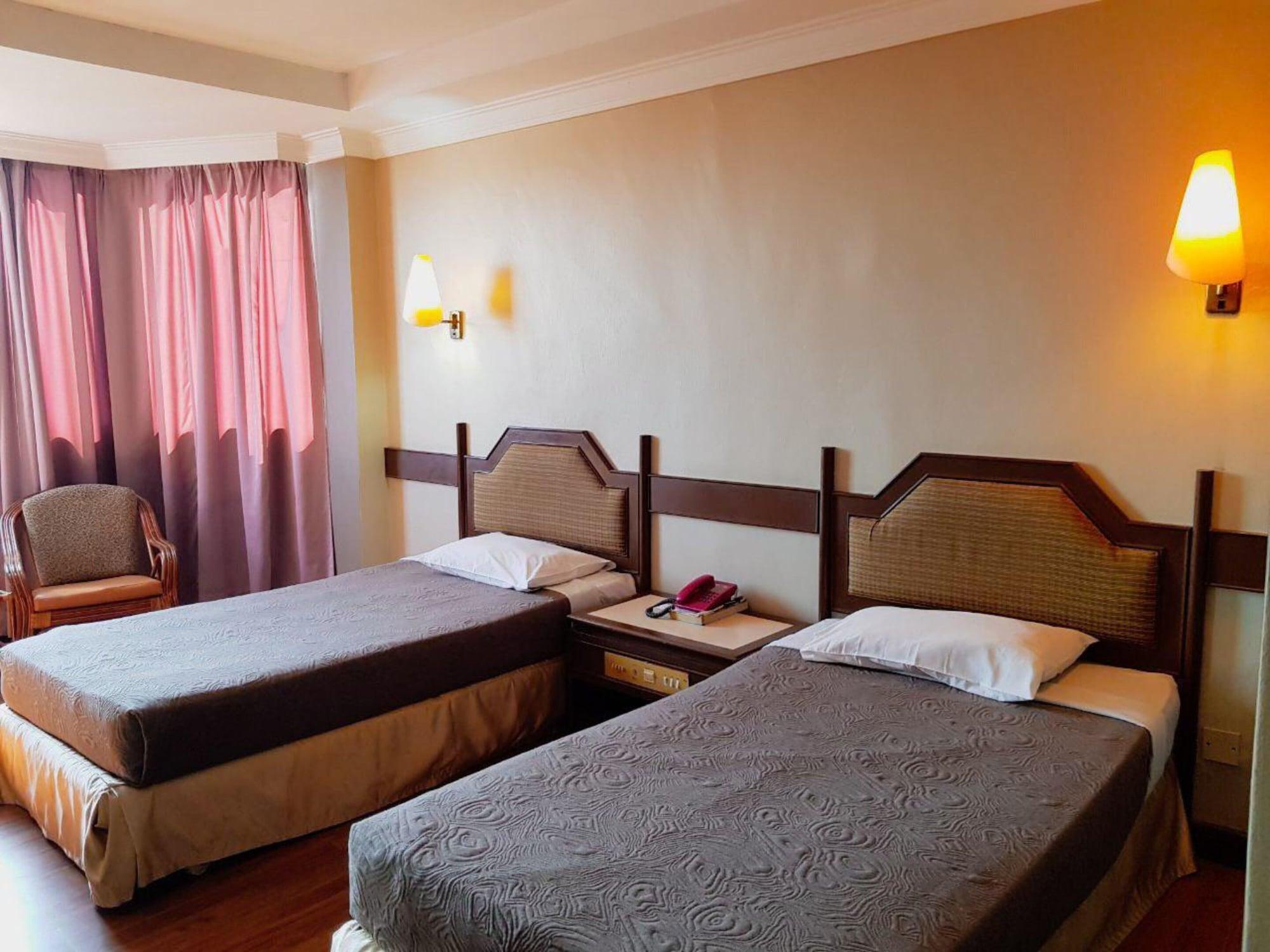 Hotel Grand Crystal Alor Setar Buitenkant foto