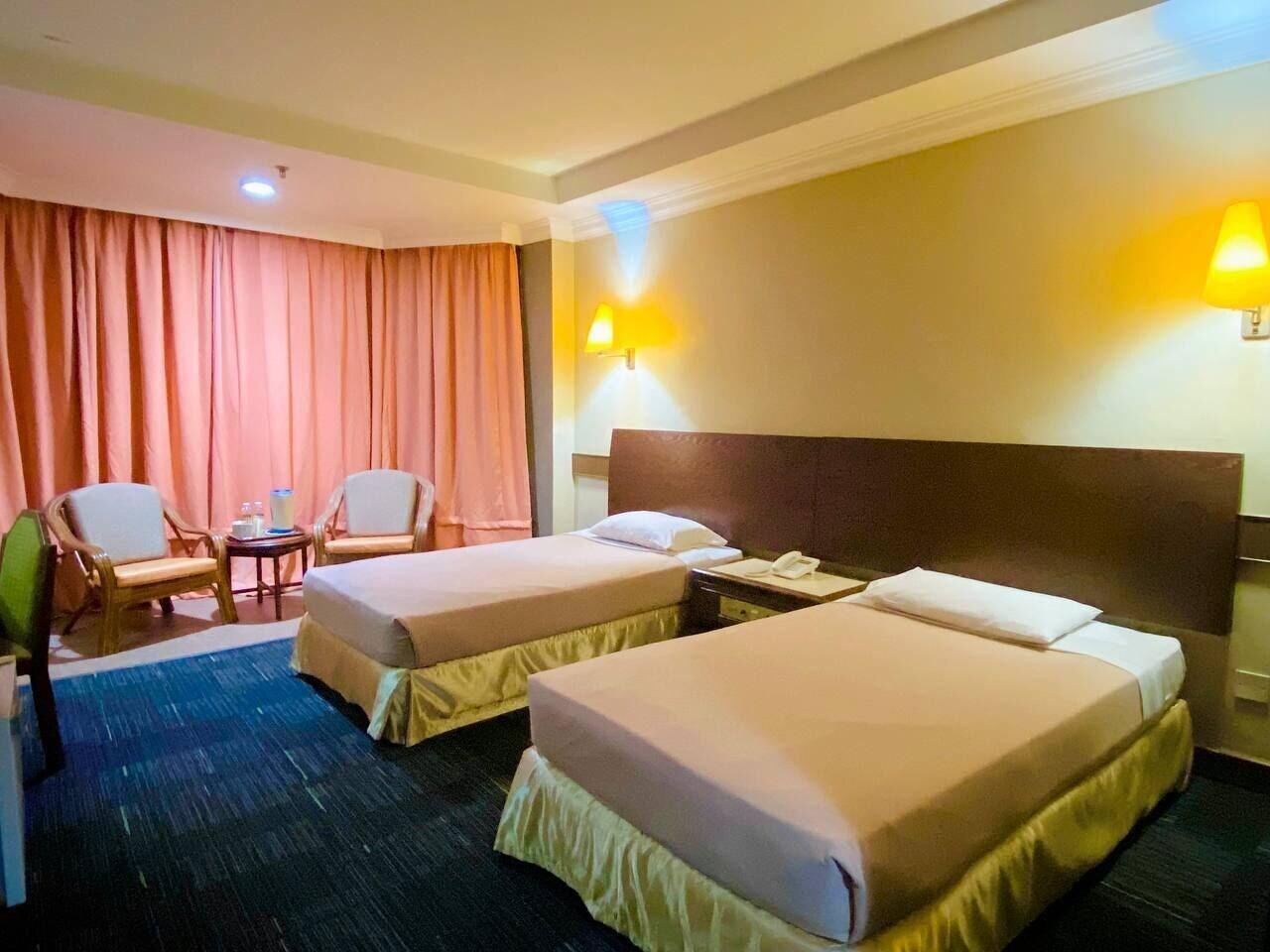 Hotel Grand Crystal Alor Setar Buitenkant foto