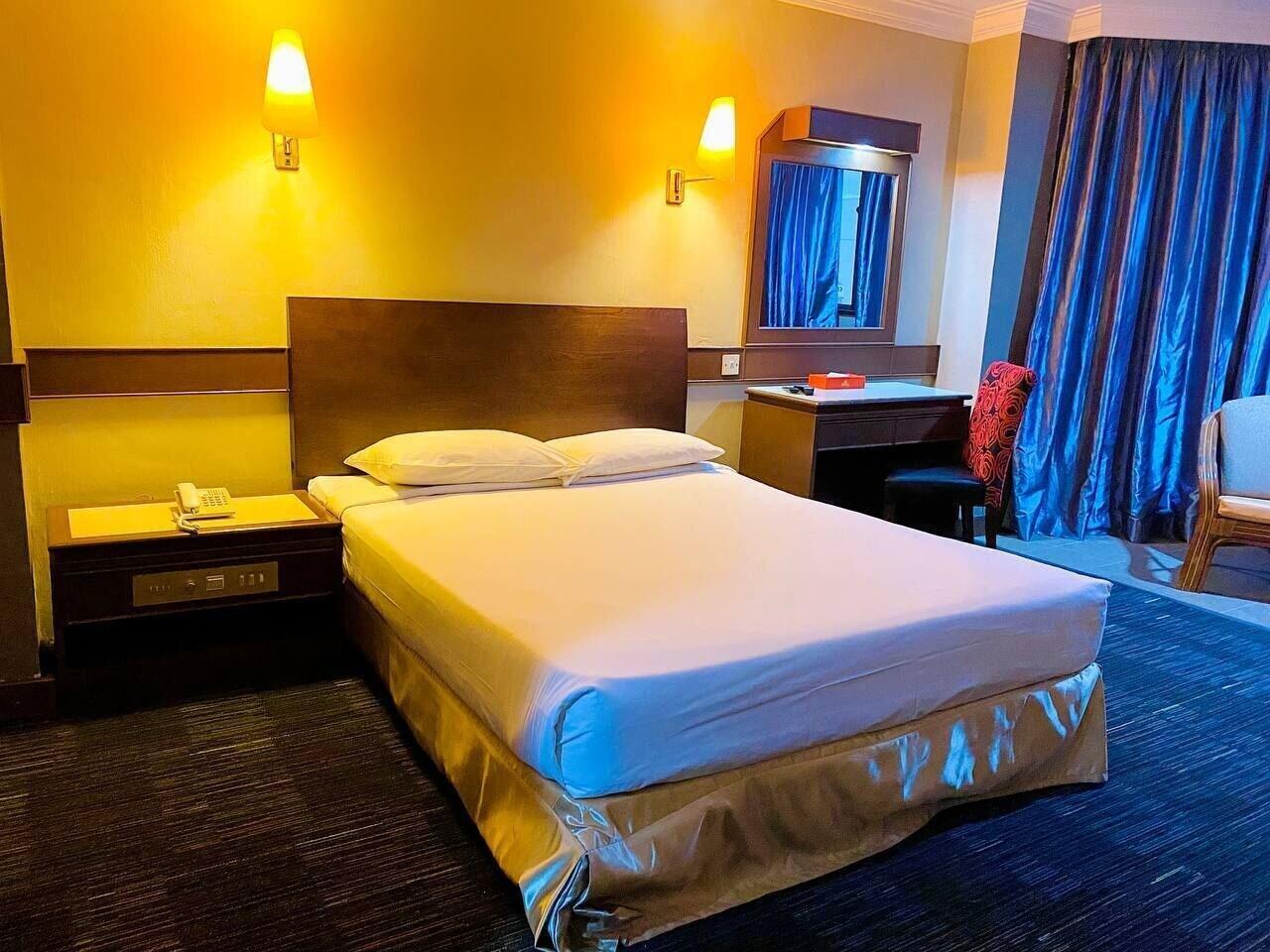 Hotel Grand Crystal Alor Setar Buitenkant foto