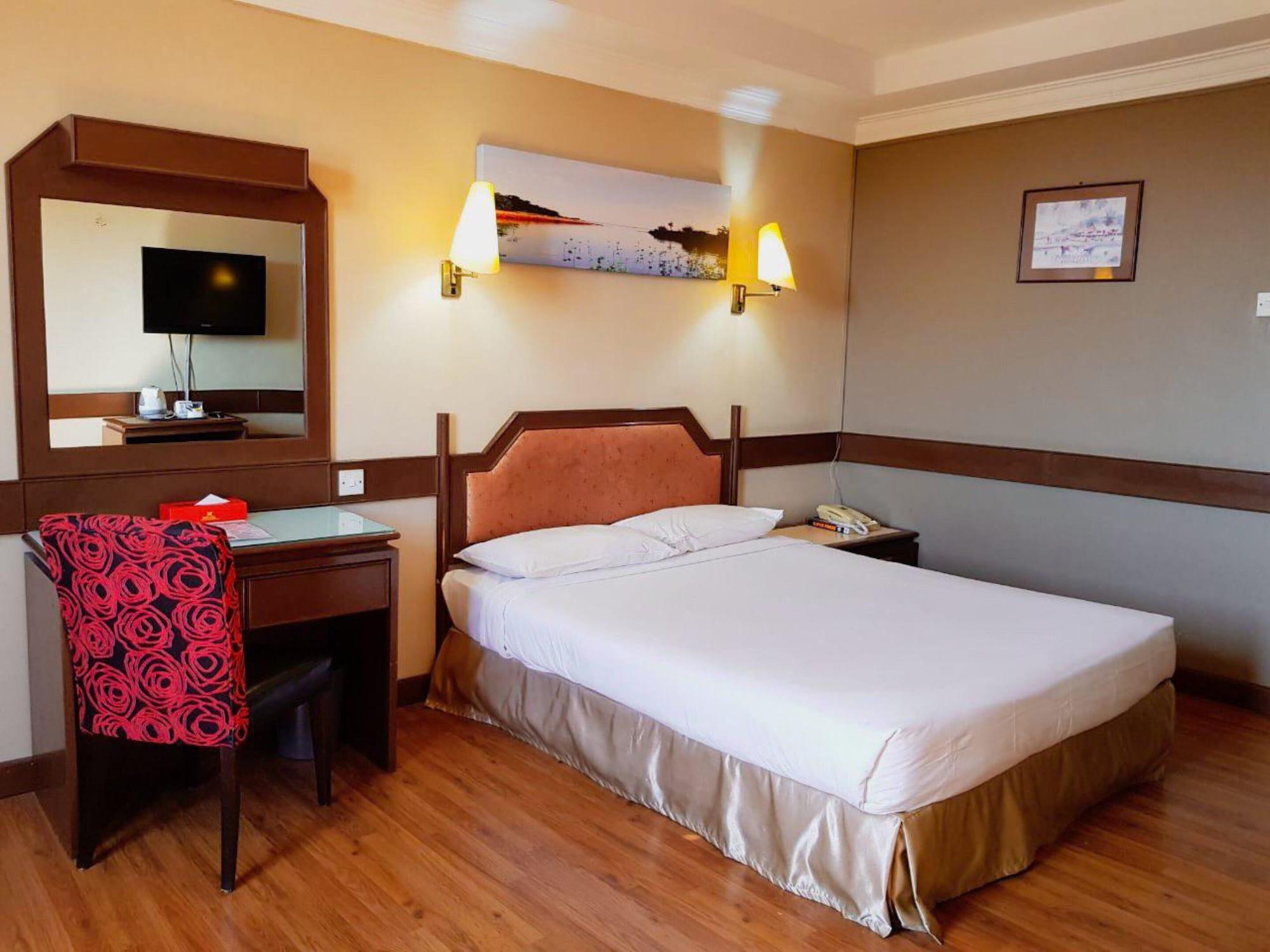 Hotel Grand Crystal Alor Setar Buitenkant foto