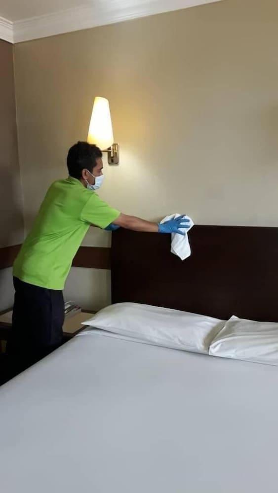 Hotel Grand Crystal Alor Setar Buitenkant foto