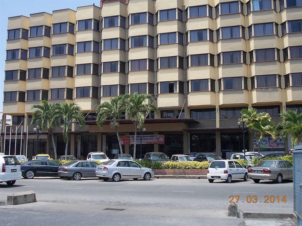Hotel Grand Crystal Alor Setar Buitenkant foto