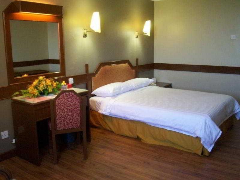 Hotel Grand Crystal Alor Setar Buitenkant foto
